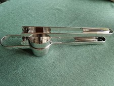 Grosse WMF Spätzle- und Kartoffelpresse