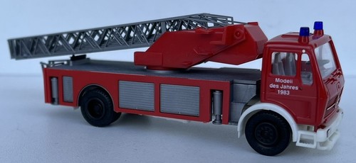 Herpa mercedes benz drehleiter - mercedes-benz,