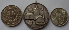 2 Münzen Schweiz 1 & 2 Franken 1946 + alte Medaille - Zodiac Watches Le Locle