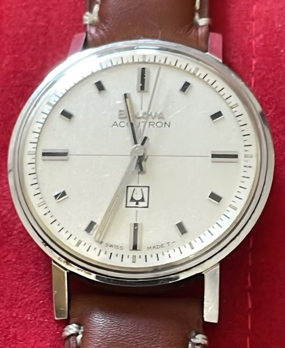 Bulova accutron 214 - accutron,