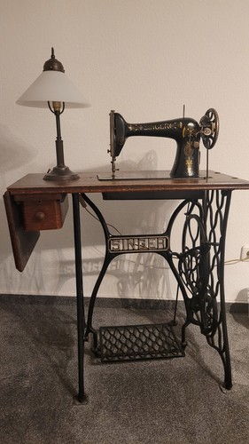Alte singer nähmaschine mit - singer,