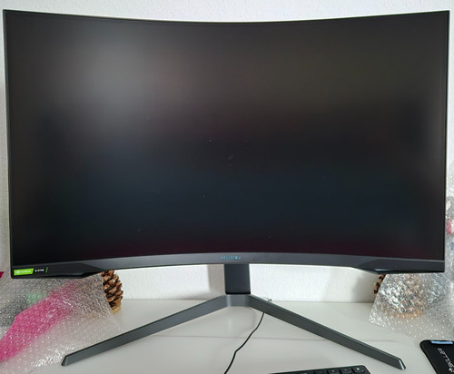 Samsung odyssey zoll - 32,