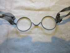 Original Maskenbrille 2. WK mit Anleitung, unbenutzte Lagerware