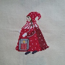 Wichtelkind mit Laterne