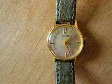 Junghans Damenarmbanduhr