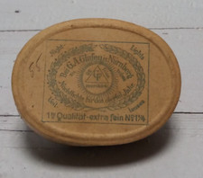 alte Karton-Schachtel