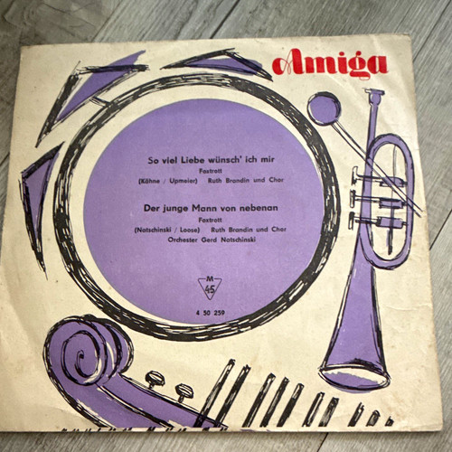 Amiga single ruth - amiga,