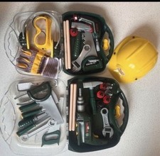 Bosch Werkzeug Set Säge Schraubenzieher Zange Waage Hammer Dübel Helm Handschuhe