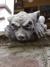 Mauer Fenster Kantenhocker Gargoyle Wächter aus Kunst Sandstein Antik Look F 27