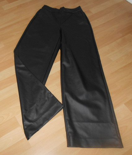 Trendy schwarze