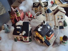 Weihnachtsdorf beleuchtet