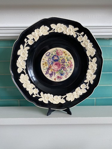Black crown ducal - crown,