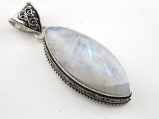 GJ69 REGENBOGEN MONDSTEIN