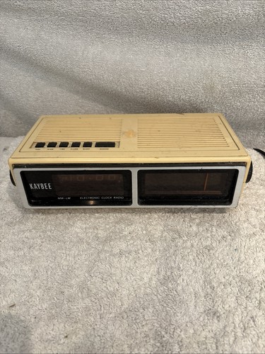 Vintage radiowecker digital - vintage,