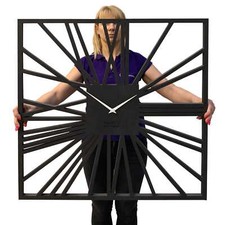  FLEXISTYLE Groß wanduhr quadratisch XXL ohne tickgeräusche Schwarz Quadrat 80cm