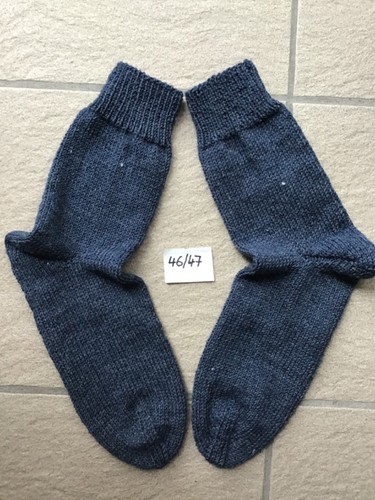 Selbstgestrickte dicke socken - selbstgestrickte,