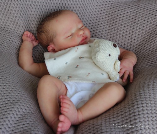Schöne reborn baby puppe - schöne,
