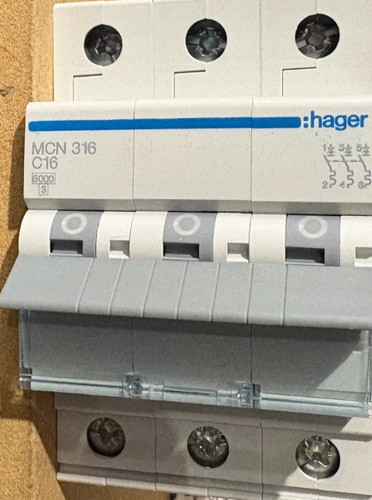 Hager mcn 316 c16a - mcn, ls