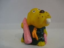 Werbe & Sammelfigur Hunde " Hund mit Malstift und Knochen im Maul