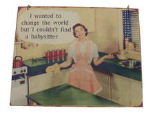 Retro Küchen Blechschild Schild mit Spruch Frau in der Küche Vintage Stil Deko