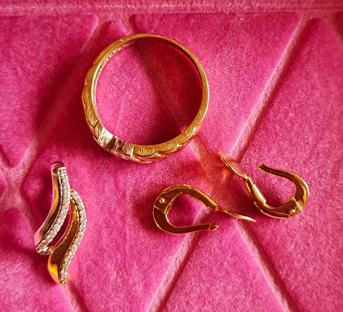 585 karat gelbgold altgold - 585/14,