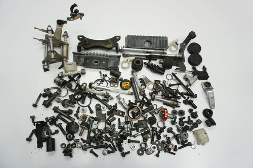 Yamaha 660 14 śruby - x,