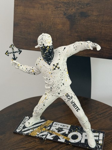 Ské pop art skulptur - skÉ,