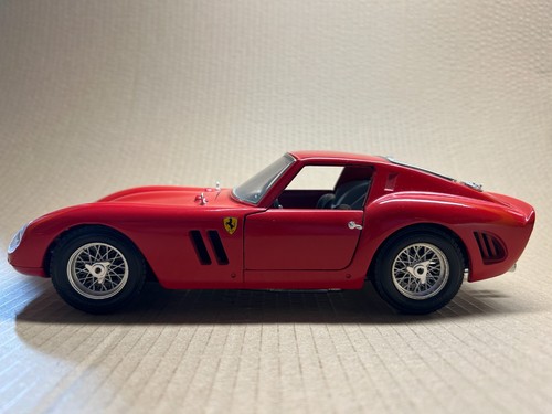 107 bburago ferrari gto 1967 - #107,
