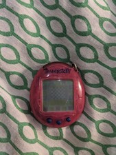 Tamagotchi Connection V2 Pink Sparkle 2004 Virtual Pet Bandai