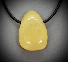 +Natur+ ORANGEN-CALCIT EDELSTEIN-ANHÄNGER TROMMELSTEIN-gebohrt +Lederband #10