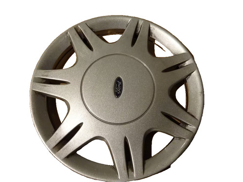 Ford focus i radkappen - x,
