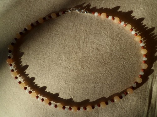 Bunte halskette mit edlem - bunte,