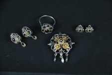 Knovolut Trachtenschmuck Frau