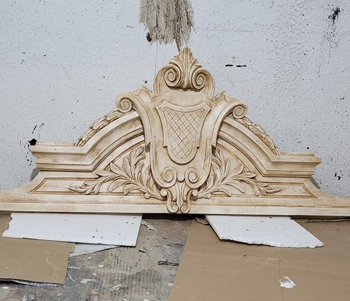 Groß bas relief - bas-relief, 100