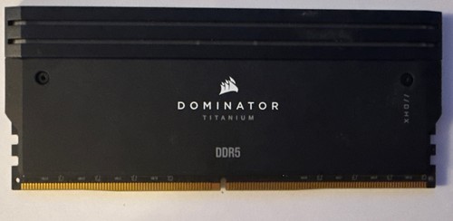 Corsair dominator titanium - dominator,