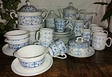 Porzellan Konvolut Indisch Blau - Strohmuster - 36 Teile - diverse Hersteller