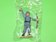 Timpo Toys     Deutscher