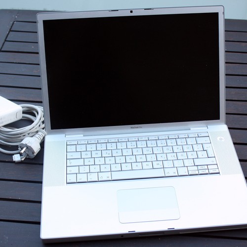 Apple macbook pro mitte - apple,