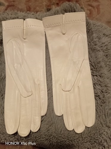Vintage cremefarbene