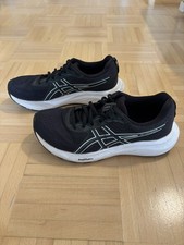 Schöne Damen Asics Laufschuhe