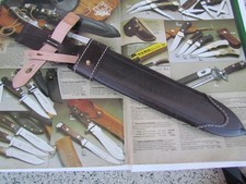 PUMA Messerscheide für das WAIDBLATT Messer . Messerscheide mit Patentknöpfe.