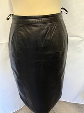 !! Bermans ;;  Butterweicher Echtlederrock Gr; 38 schwarz enger Rock