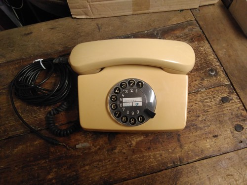 Funktionierendes telefon post - funktionierendes,