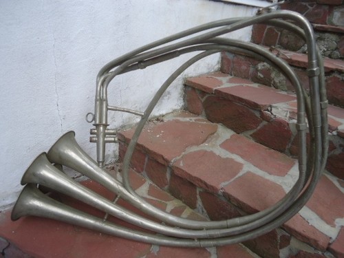 Trompete fanfare tuba - fanfare-tuba,