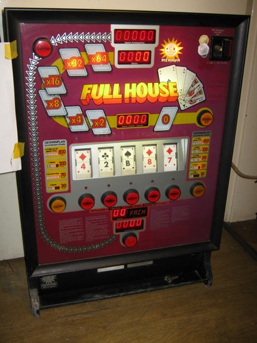 Spielautomat merkur full - merkur, house
