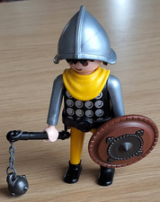 Playmobil Figur Mittelalter gelb schwarz Punkte Waffe Schild Zubehör Ritter
