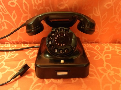Jubiläum telefon alt w48 - 70!,