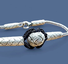 Handgefertigtes 1000 & 925