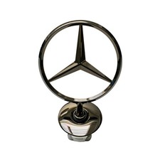 Mercedes Stern Motorhaube