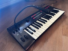 Korg R3 Digital Synthesizer
